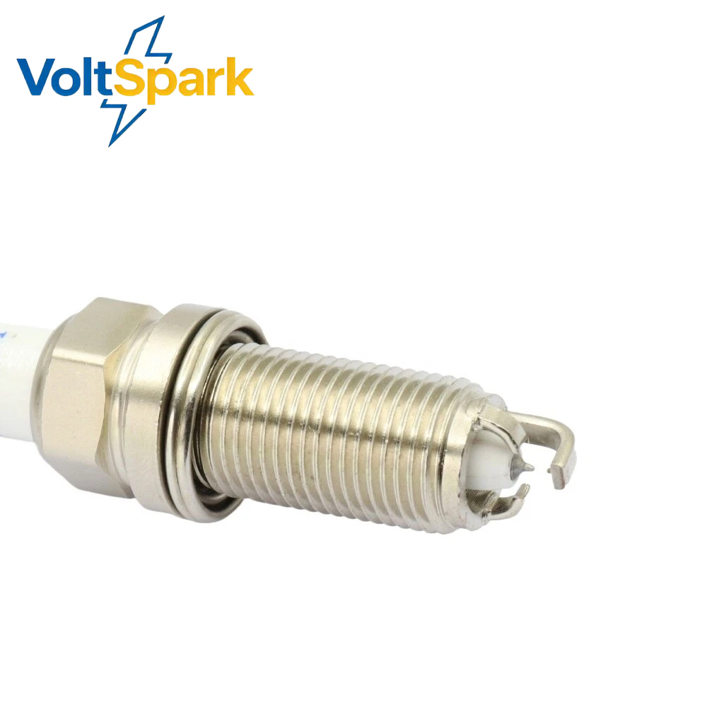 Candela d'Accensione 101905622 - Bosch Spark Plug Platinum recensione e prezzo